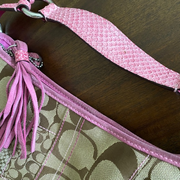 Authentic Coach Small Hobo Bag Pink Snakeskin - Picture 2 of 4